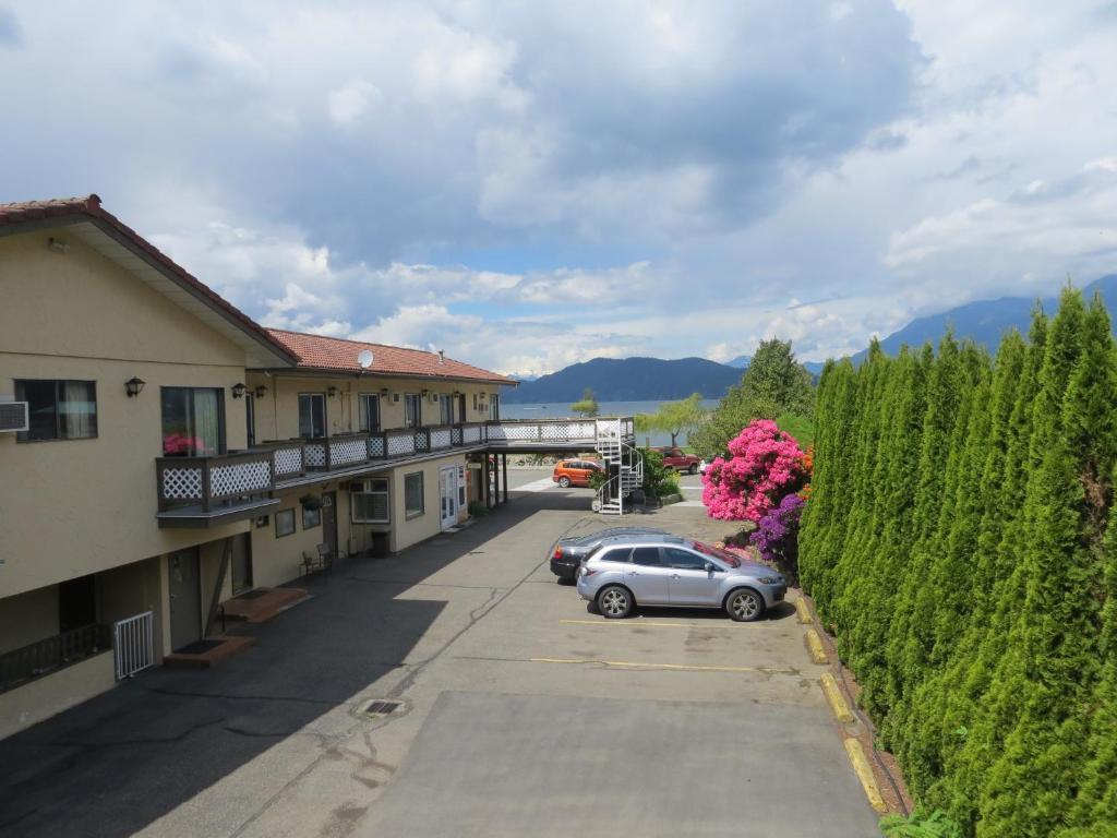 Harrison Village Motel Harrison Hot Springs Eksteriør billede